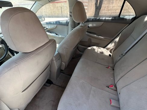 Used 2010 Toyota Corolla LE FWD image 2