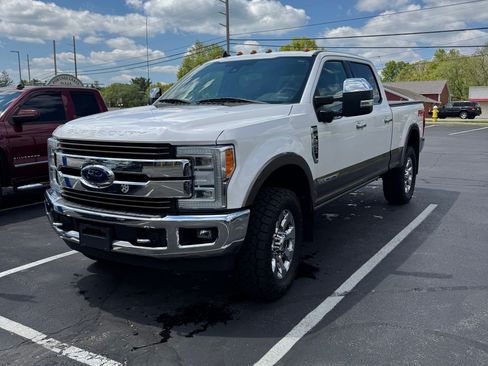Used 2019 Ford F250 King Ranch w/ King Ranch Ultimate Package AWD/4WD image 4