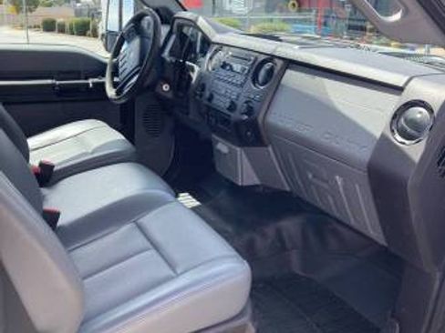 Used 2016 Ford F250 XL w/ XL Appearance Package image 17