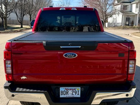 Used 2022 Ford F250 Lariat w/ FX4 Off-Road Package image 5