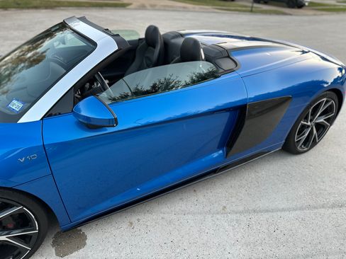 Used 2021 Audi R8 V10 w/ Premium Package image 20