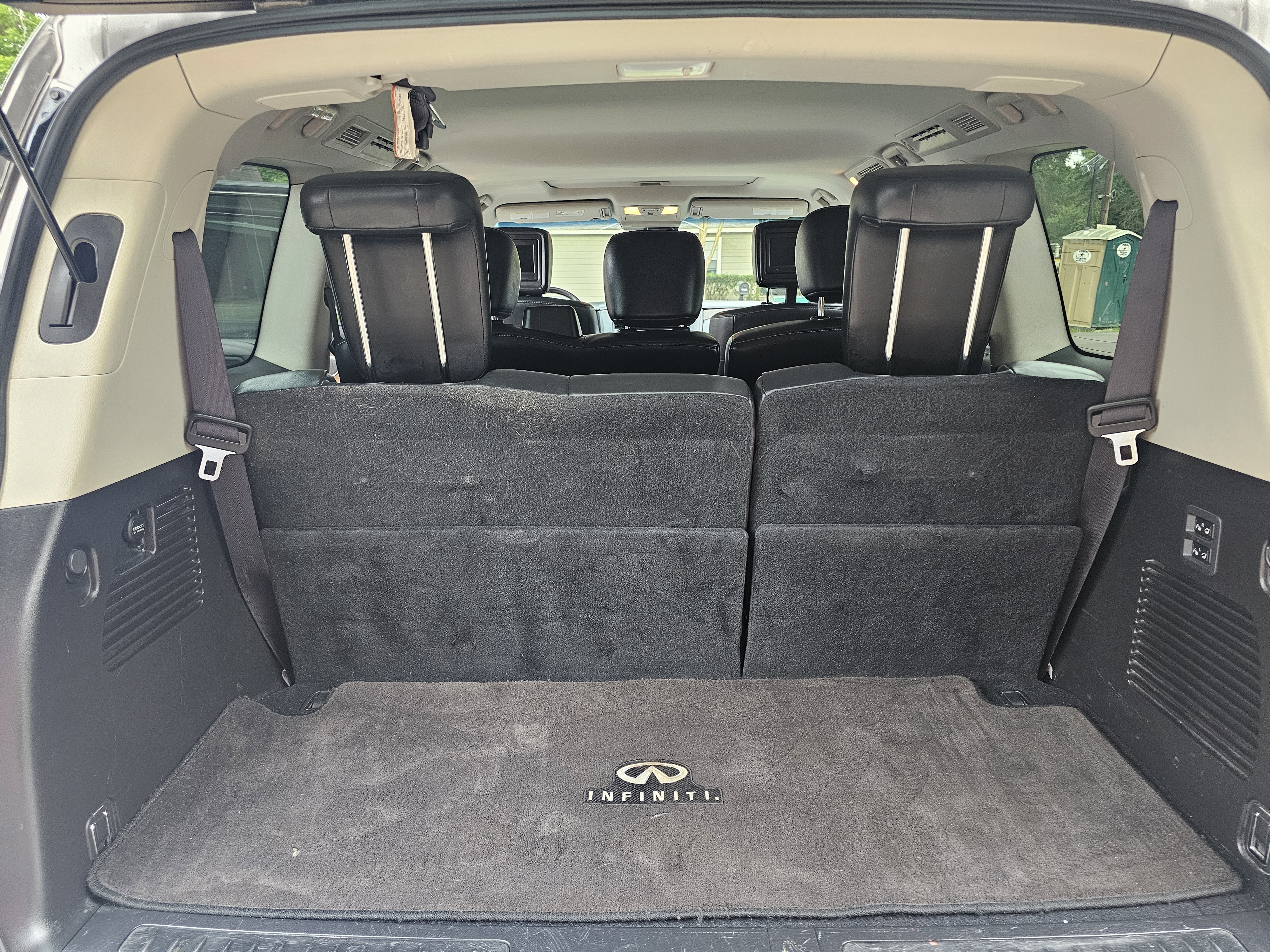 Used 2017 INFINITI QX80 2WD w/ Driver Assistance Package image 7