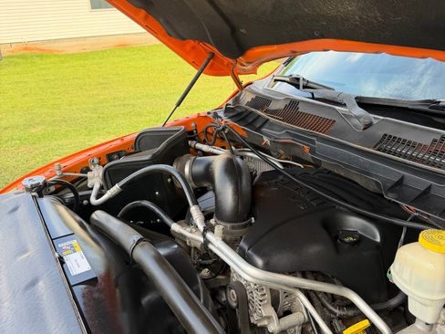 Used 2017 RAM 1500 Sport w/ Ignition Orange Sport Package AWD/4WD image 14