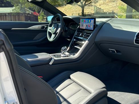 Used 2023 BMW M850i xDrive Convertible w/ Driving Assistance Package image 5