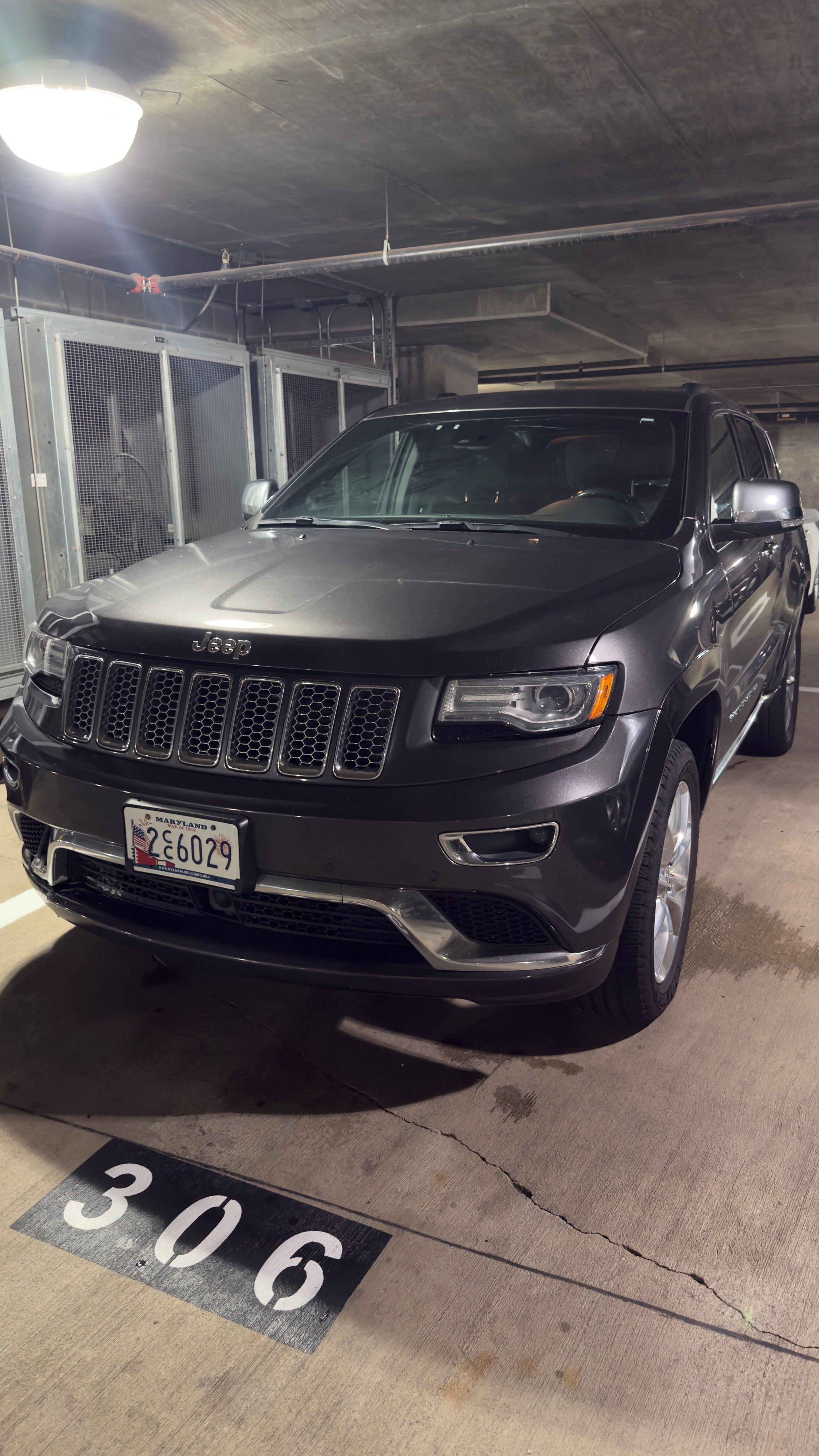 Used 2014 Jeep Grand Cherokee Summit AWD/4WD image 1