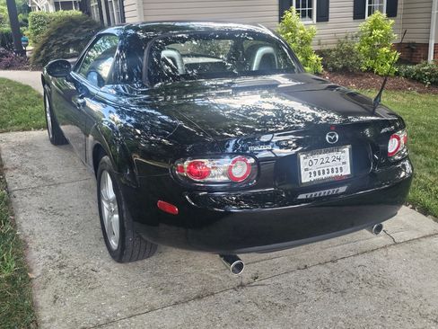 Used 2008 MAZDA MX-5 Miata Sport image 5