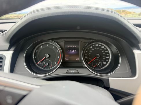 Used 2021 Volkswagen Atlas SE w/ Panoramic Sunroof Package AWD/4WD image 15