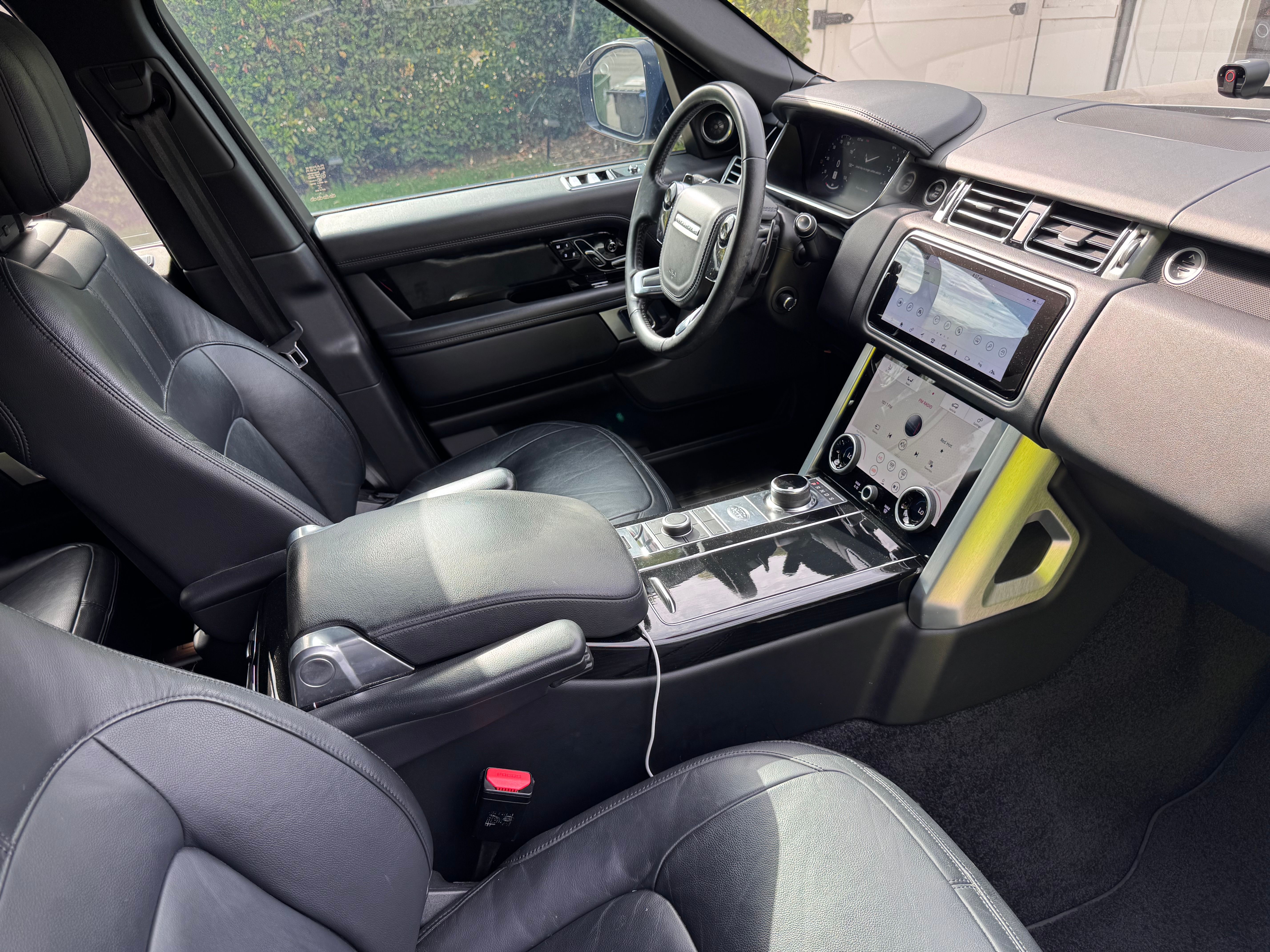 Used 2020 Land Rover Range Rover AWD/4WD image 10