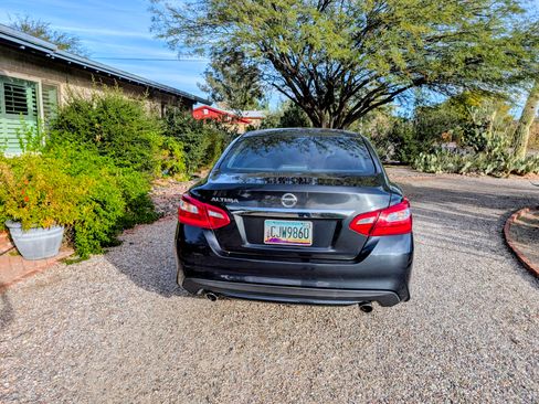 Used 2017 Nissan Altima 2.5 S w/ Power Driver Seat Package image 5