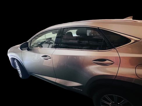 Used 2019 Lexus NX 300h AWD w/ Comfort Package image 2