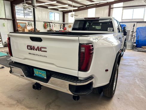 Used 2025 GMC Sierra 3500 Pro w/ 1SA Pro Safety Plus Package AWD/4WD image 8