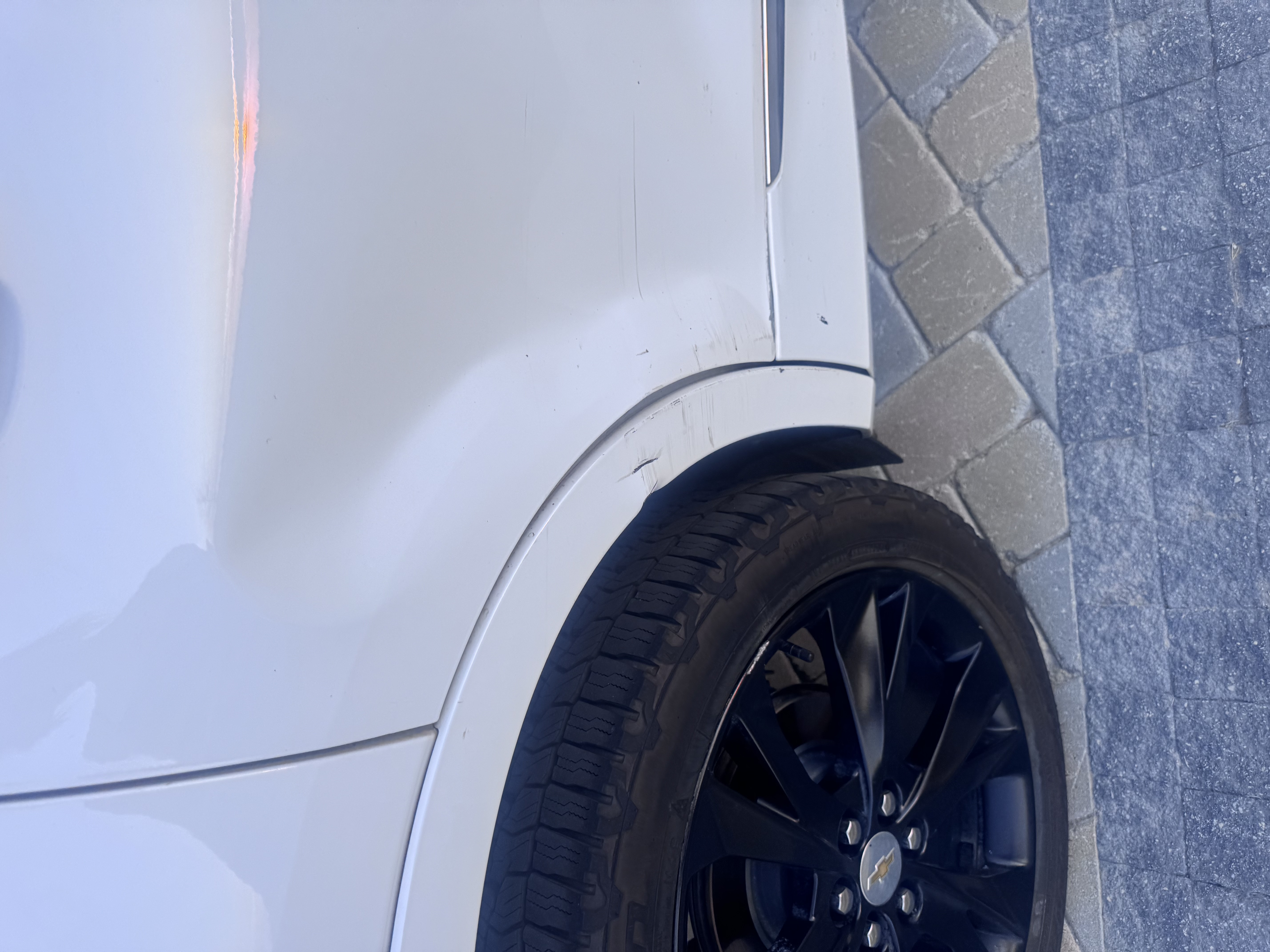 Used 2019 Chevrolet Blazer Premier w/ Sun and Wheels Package AWD/4WD image 8