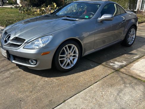 Used 2009 Mercedes-Benz SLK 300 image 12