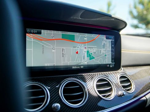 Used 2018 Mercedes-Benz E 63 AMG S image 20