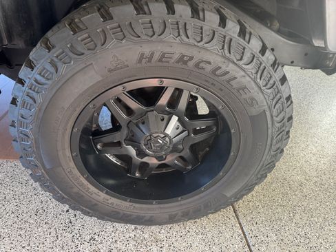 Used 2004 Jeep Wrangler X w/ Wheel Plus Group AWD/4WD image 4