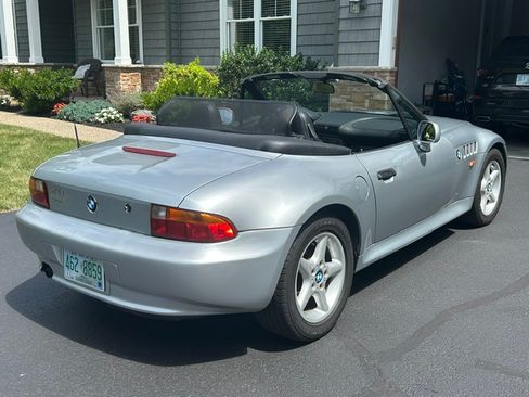 Used 1997 BMW Z3 2.8 RWD image 2