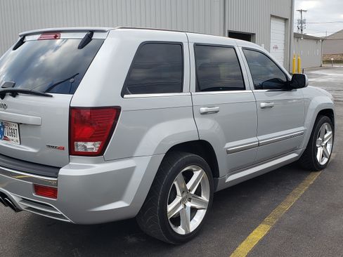 Used 2007 Jeep Grand Cherokee SRT8 w/ SRT Option Group I image 8