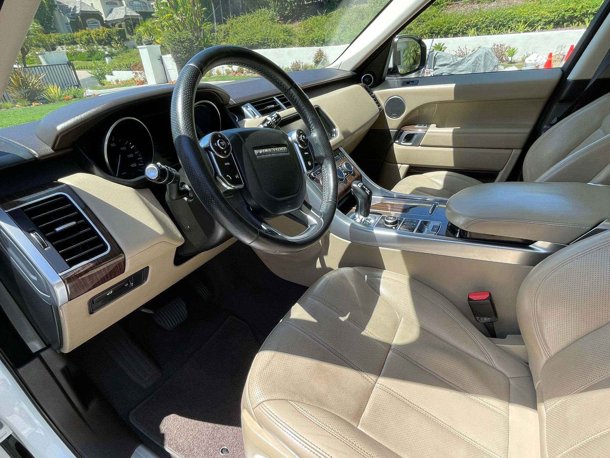 Used 2014 Land Rover Range Rover Sport HSE AWD/4WD image 12