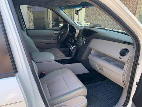 Used 2011 Honda Pilot EX image 6