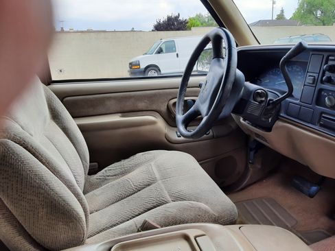 Used 1997 Chevrolet Silverado 2500 2WD Extended Cab w/ Preferred Equipment Group 2 image 24