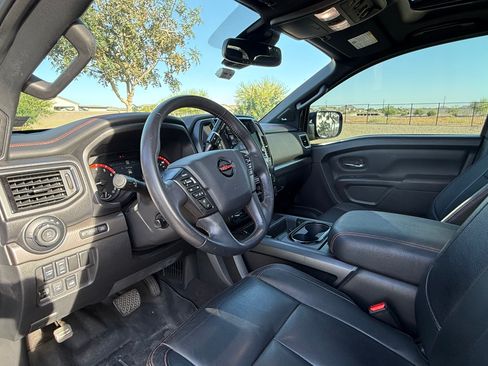 Used 2021 Nissan Titan PRO-4X w/ Pro-4x Convenience Package AWD/4WD image 23