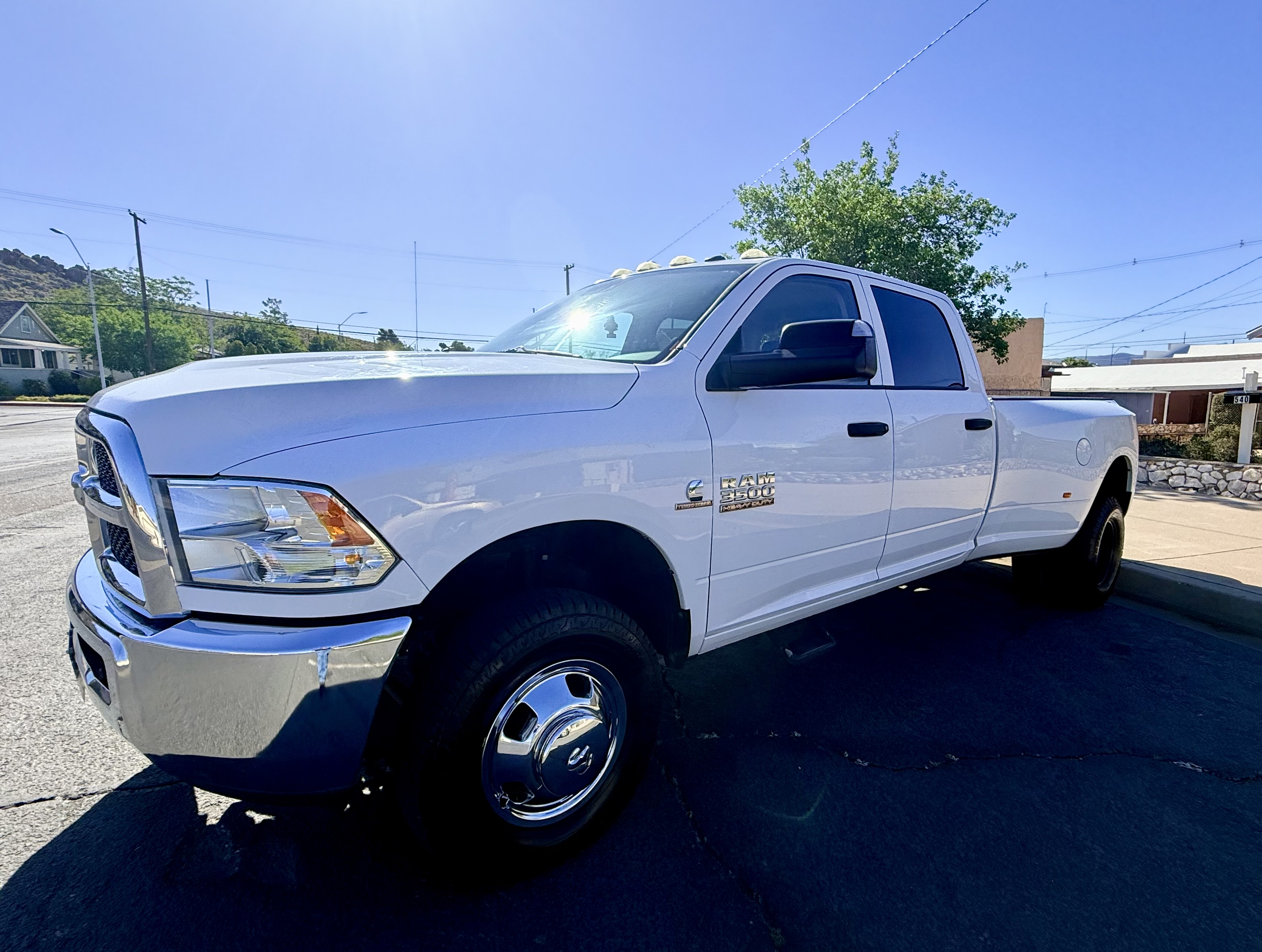 Used 2015 RAM 3500 Tradesman w/ Chrome Appearance Group AWD/4WD image 2