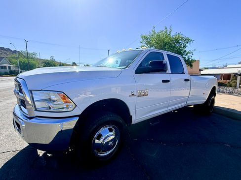 Used 2015 RAM 3500 Tradesman w/ Chrome Appearance Group AWD/4WD image 2
