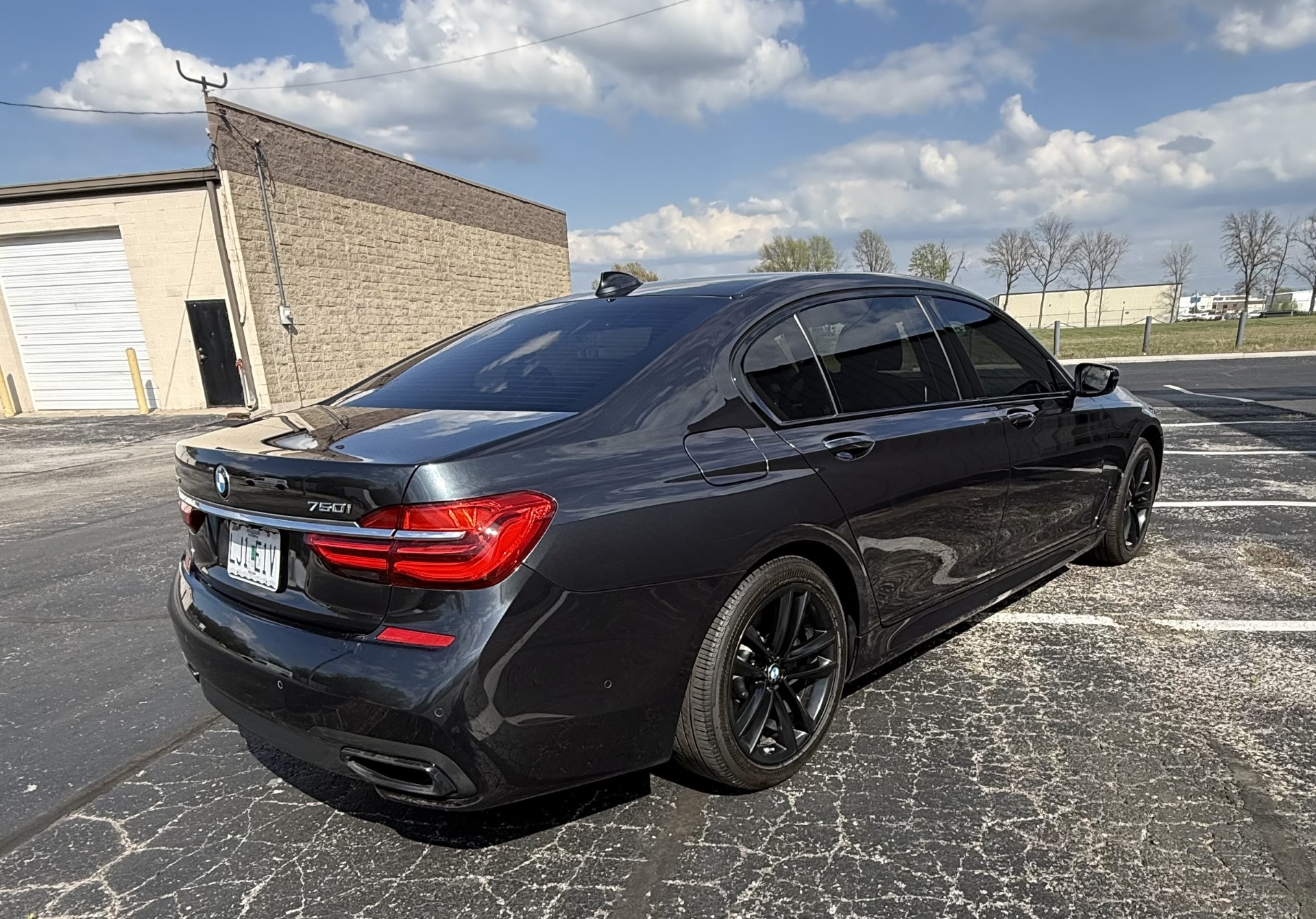 Used 2017 BMW 750i xDrive AWD/4WD image 5