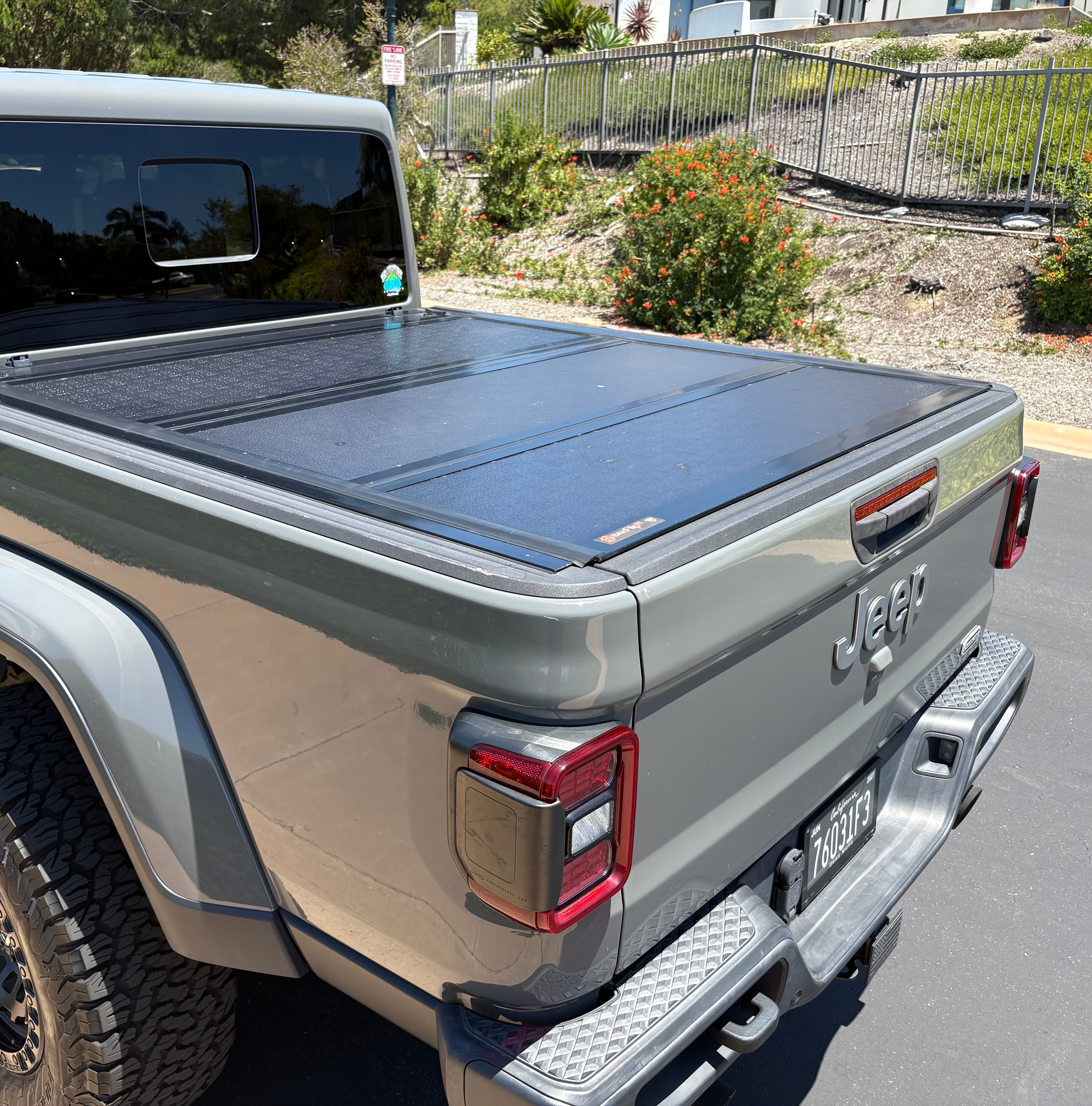 Used 2021 Jeep Gladiator Overland w/ Popular Equipment Package AWD/4WD image 10