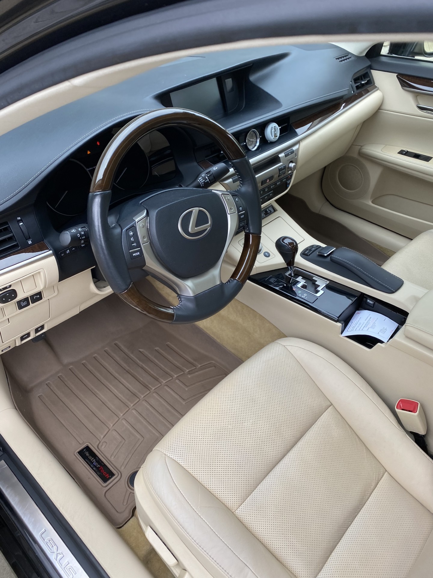 Used 2014 Lexus ES 350 w/ Luxury Package FWD image 10
