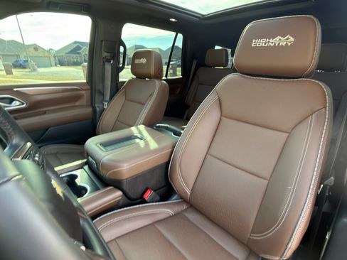 Used 2023 Chevrolet Tahoe High Country w/ Premium Package 2 image 11