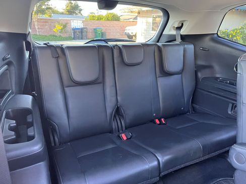 Used 2021 Subaru Ascent Touring w/ Popular Package #2 image 19