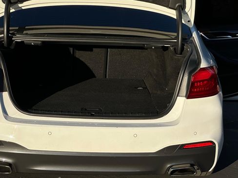 Used 2018 BMW 530e image 15