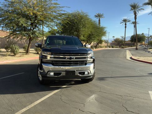 Used 2020 Chevrolet Silverado 1500 LTZ w/ LTZ Plus Package image 4