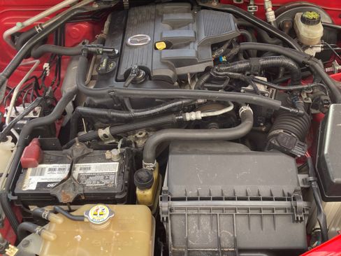 Used 2007 MAZDA MX-5 Miata Grand Touring image 9