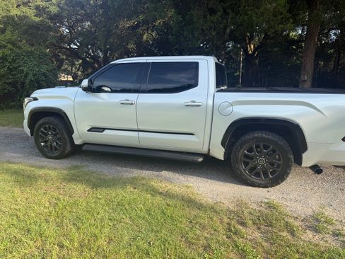 Used 2023 Toyota Tundra Platinum RWD image 5
