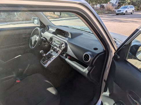 Used 2008 Scion xB image 5