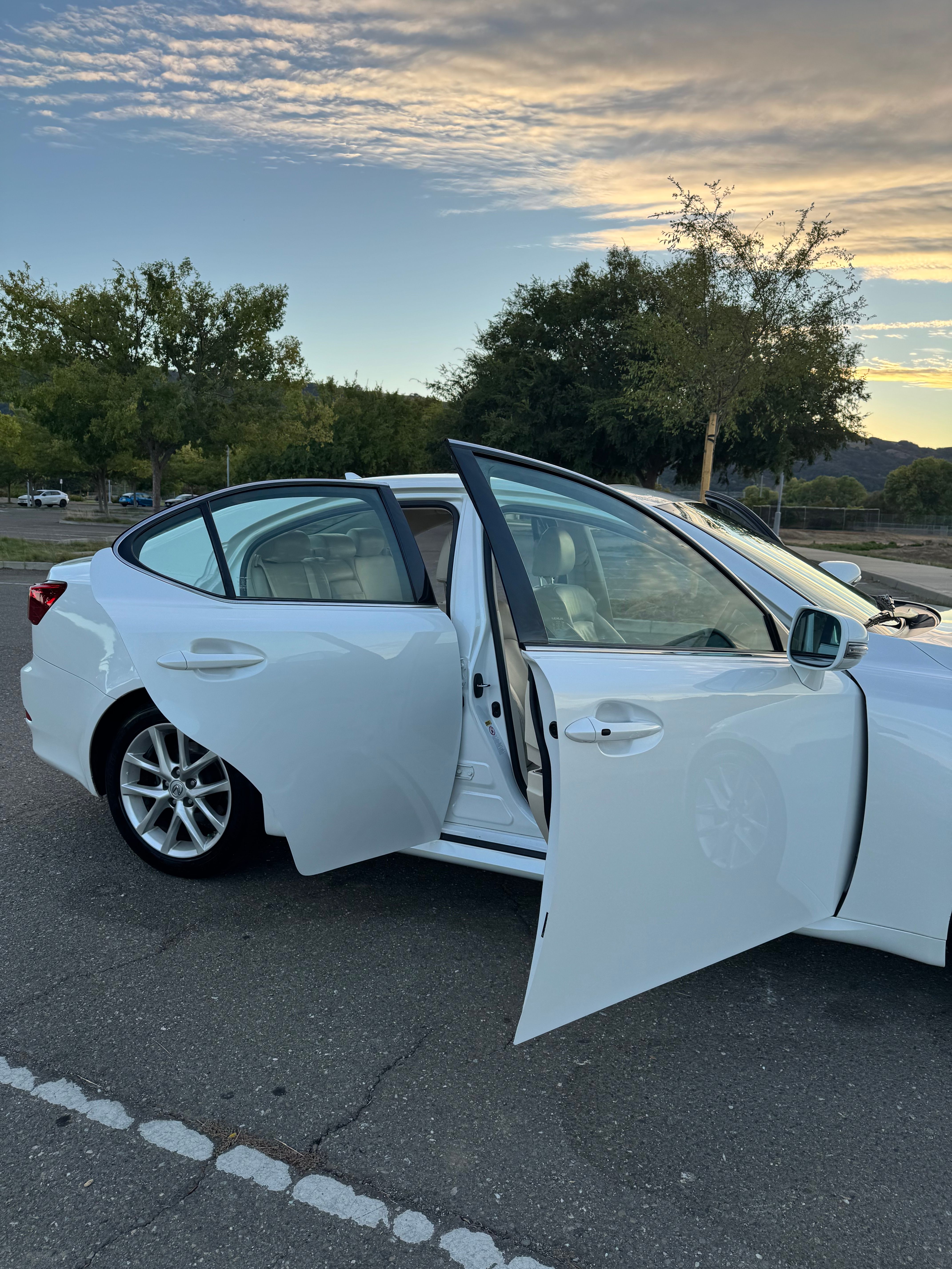 Used 2013 Lexus IS 250 w/ Premium Pkg Value Edition RWD image 12