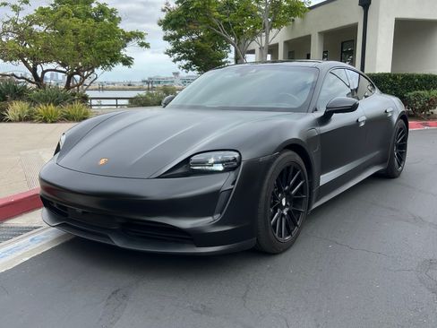 Used 2021 Porsche Taycan RWD image 1