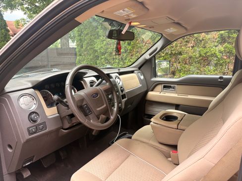 Used 2010 Ford F150 XLT AWD/4WD image 8