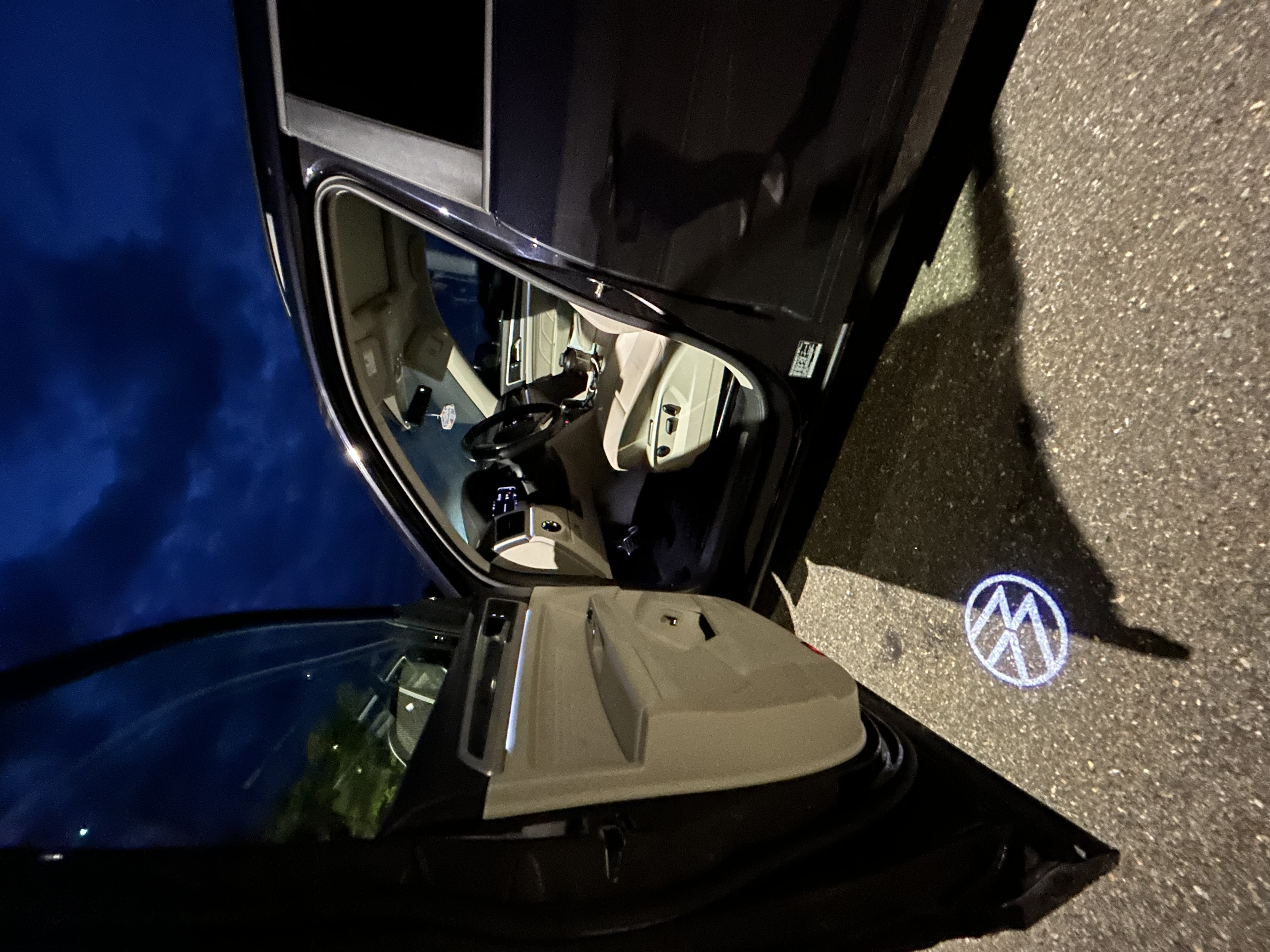 Used 2023 Volkswagen Atlas SEL R-Line AWD/4WD image 22