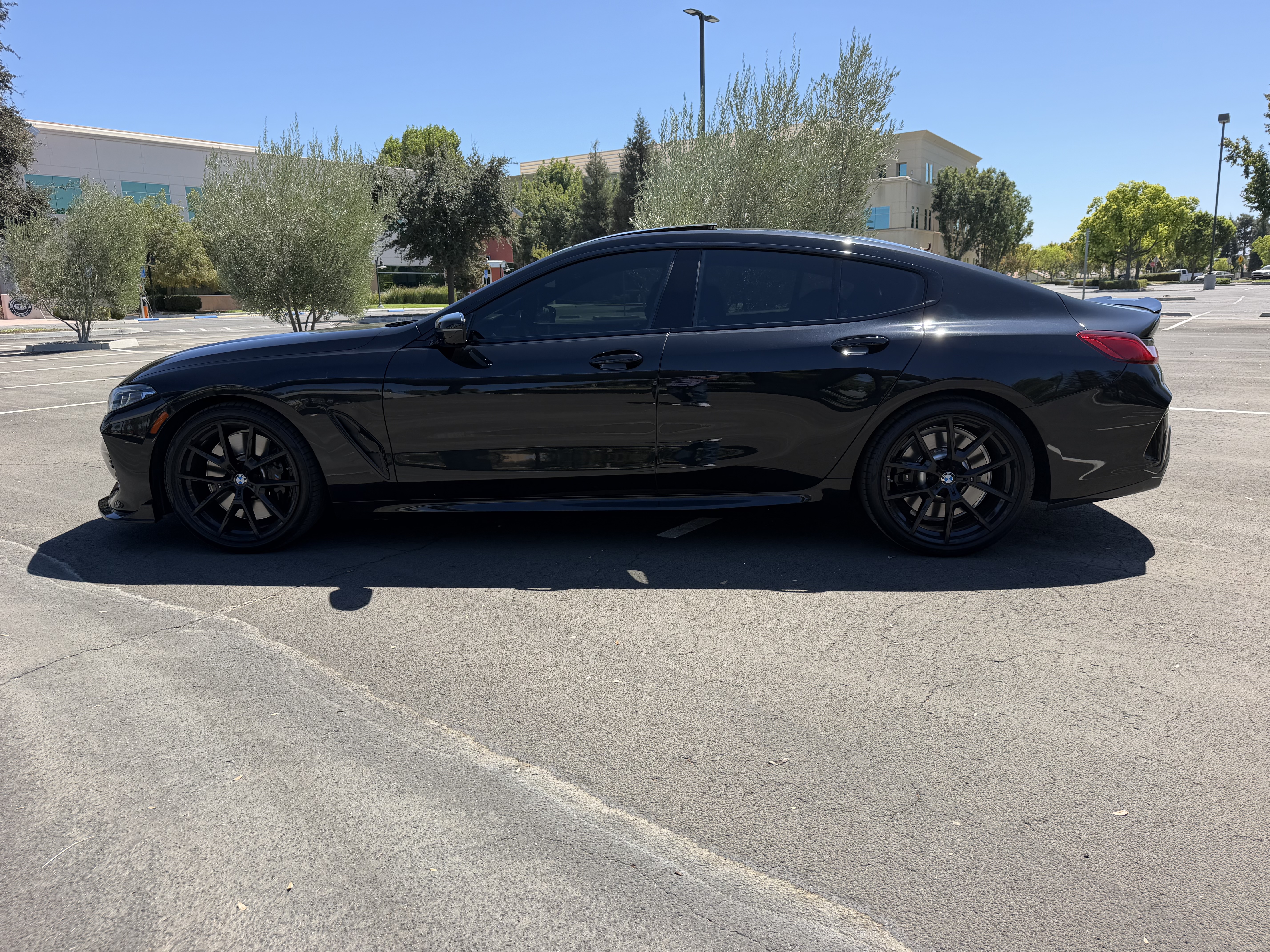 Used 2023 BMW 840i Gran Coupe w/ M Sport Professional Package RWD image 2