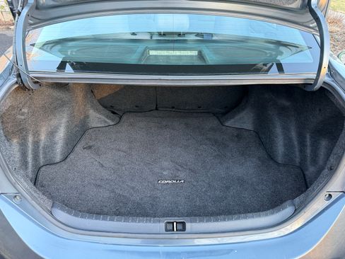 Used 2014 Toyota Corolla L image 12