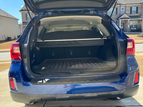 Used 2016 Subaru Outback 3.6R Limited image 14