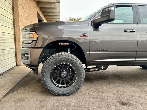 Used 2023 RAM 2500 Laramie w/ Night Edition AWD/4WD image 9