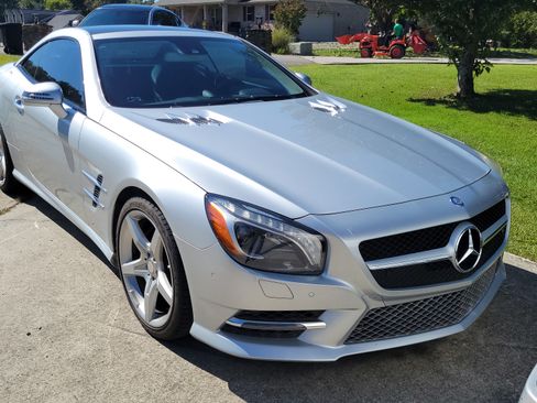 Used 2013 Mercedes-Benz SL 550 SL 550 Roadster 2D image 1