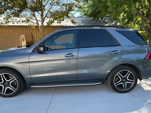 Used 2017 Mercedes-Benz GLE 43 AMG 4MATIC image 1