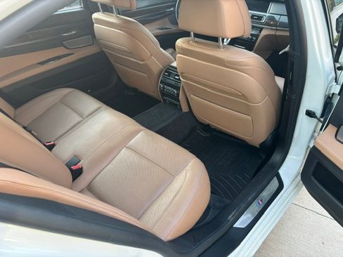 Used 2015 BMW 740Li xDrive AWD/4WD image 12