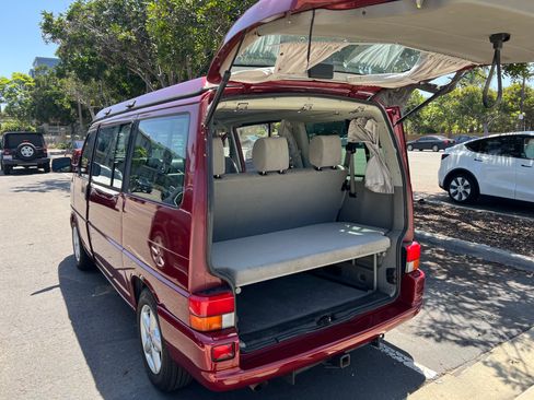 Used 2003 Volkswagen Eurovan MV image 17