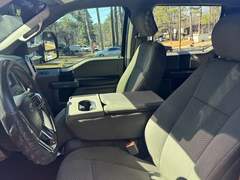 Used 2018 Ford F150 XLT image 11